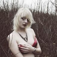 Una
