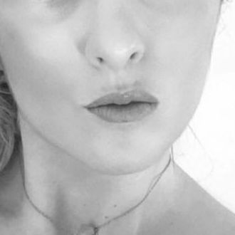 Blonder Single aus Königsbrunn